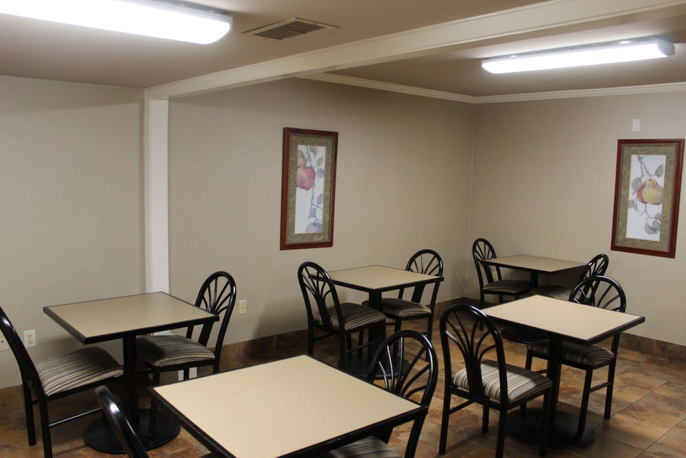 Quality Inn Conway Greenbrier - photo 30