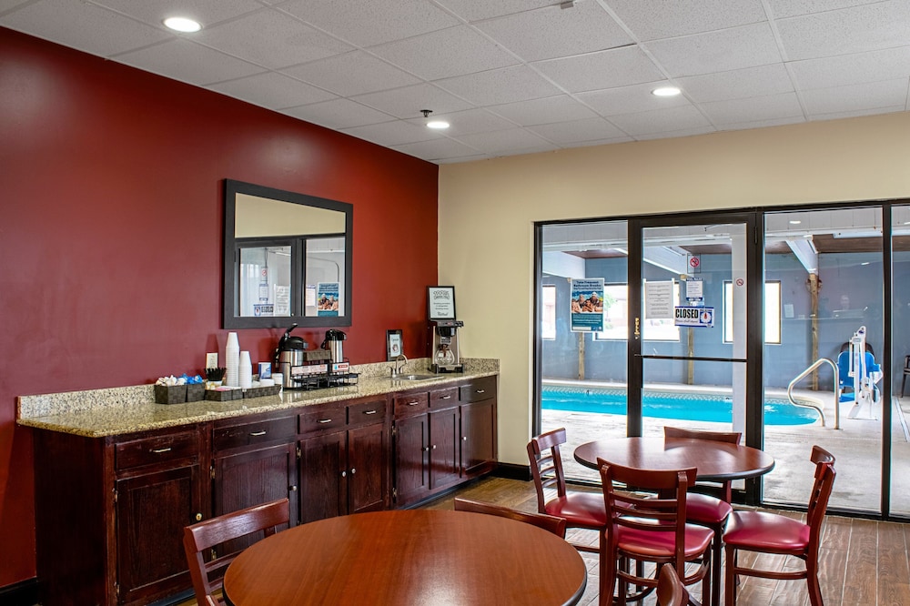 Red Roof Inn & Suites Middletown Franklin - photo 27