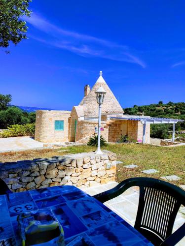 Trullo Salento Alto in Cisternino, Italy