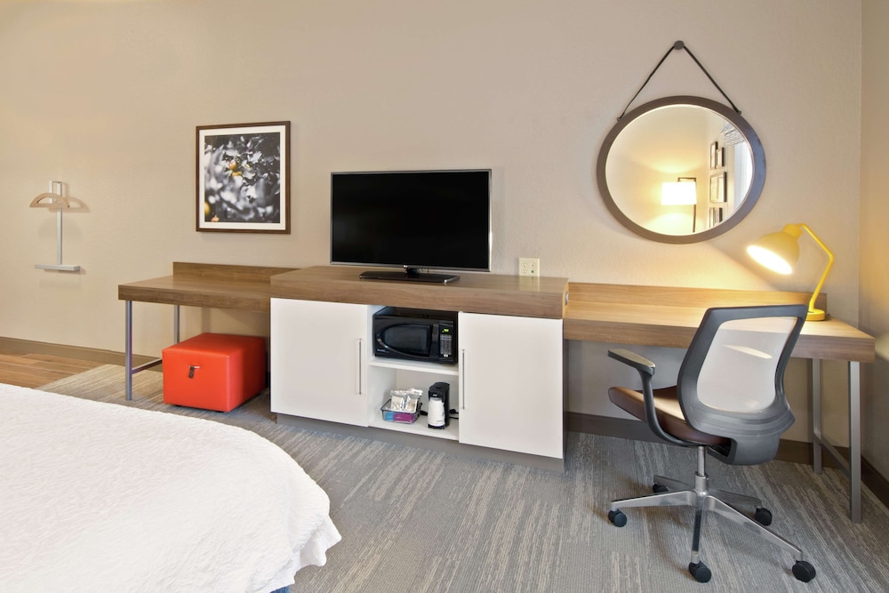 Hampton Inn & Suites Spokane Valley - photo 13