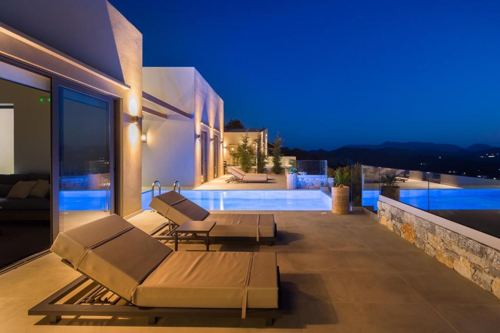 Eforasis Villas with Heated Spa Whirlpool by ThinkVilla — 4-Star Luxury Hotel in Rethymno, Greece