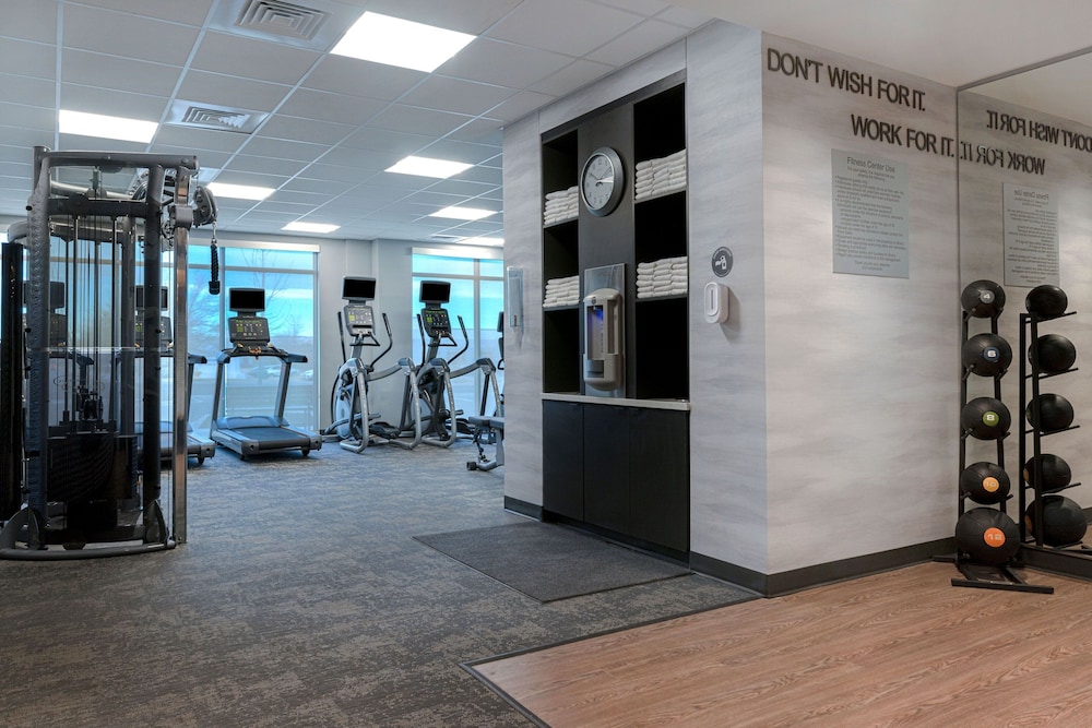 Fairfield Inn & Suites by Marriott Denver Airport at Gateway Park - photo 33