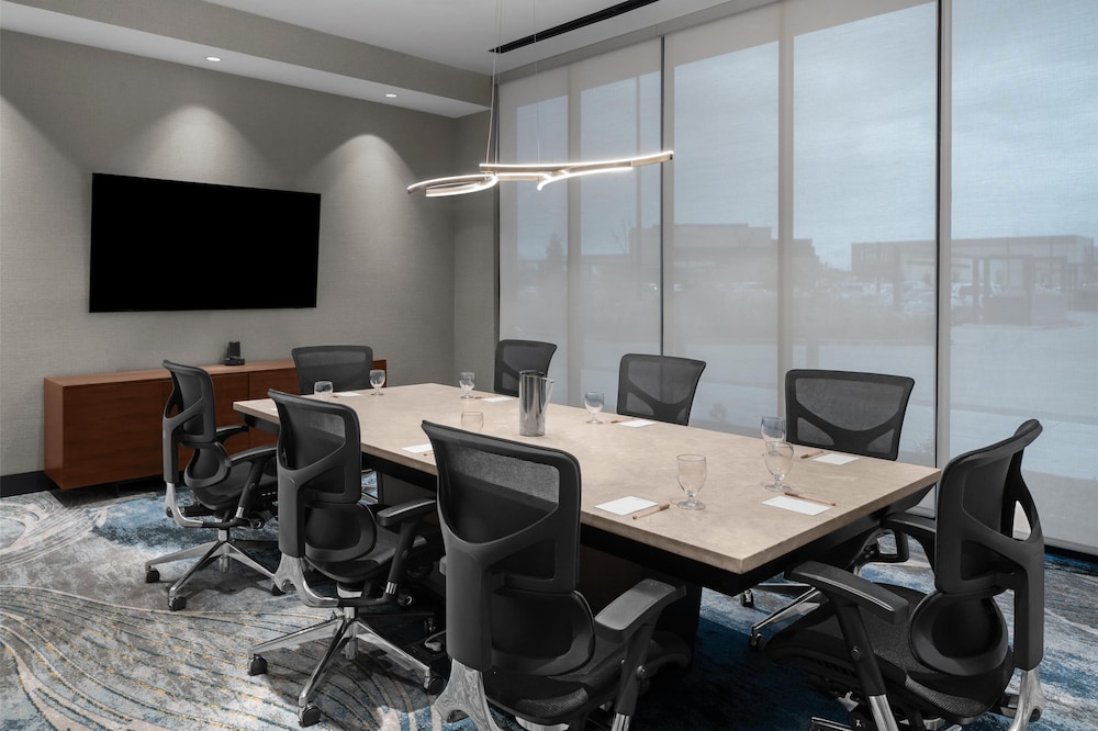 Homewood Suites By Hilton Grand Prairie At Epiccentral - photo 44