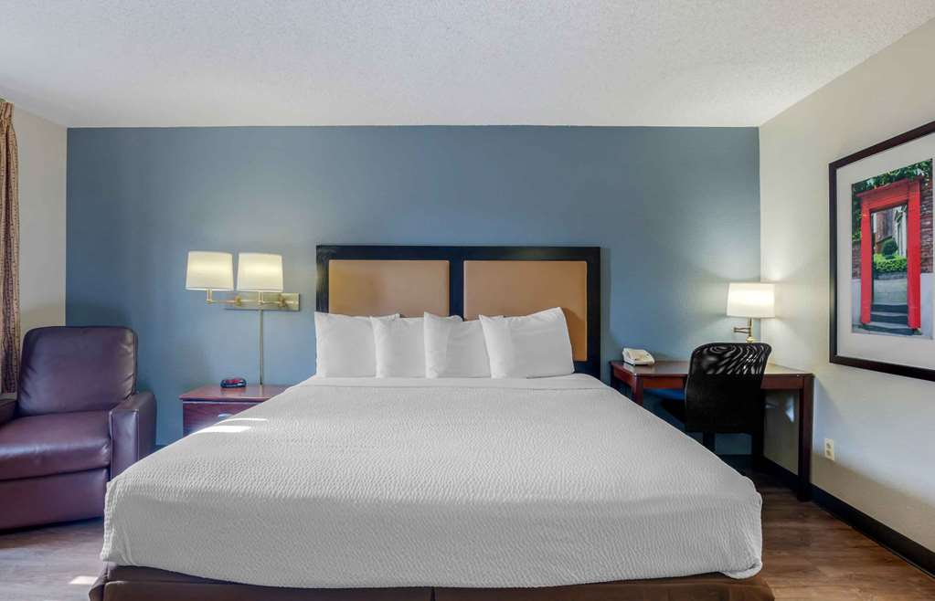 Extended Stay America Suites Los Angeles Torrance Blvd - photo 16