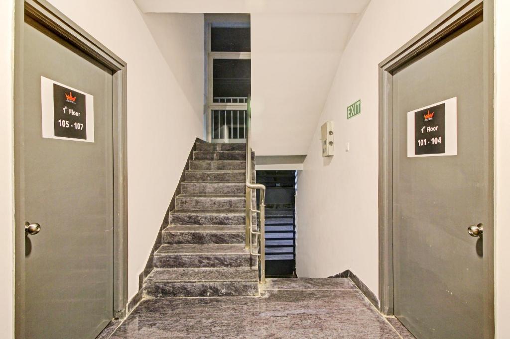 Hotel O SS Skyline — 4-Star Luxury Hotel in Hyderabad, India