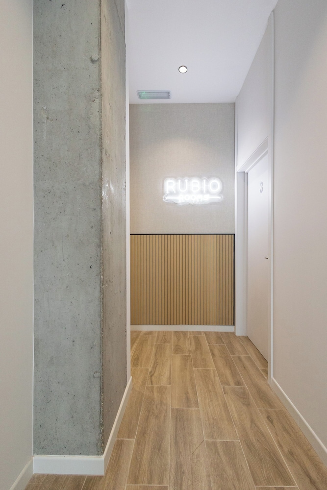 Rubio Rooms By Concept Flats — Valencia