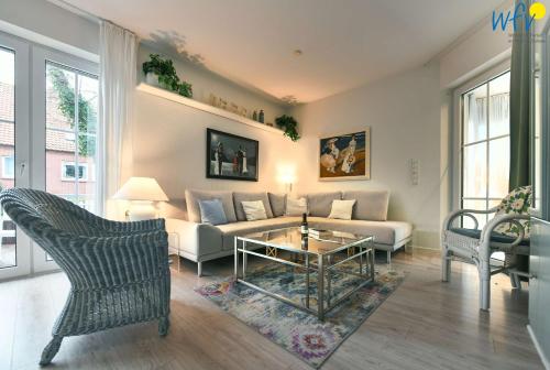 Juist Zauber Haus 3 Ferienwohnung Lampe — 4-Star Luxury Hotel in Juist, Germany