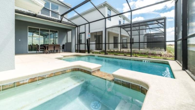 Windsor Palms Resort Homes - photo 15