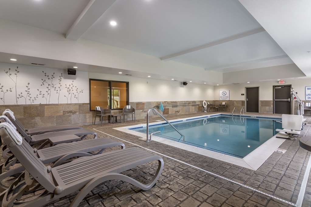 MainStay Suites Bowling Green North - photo 18