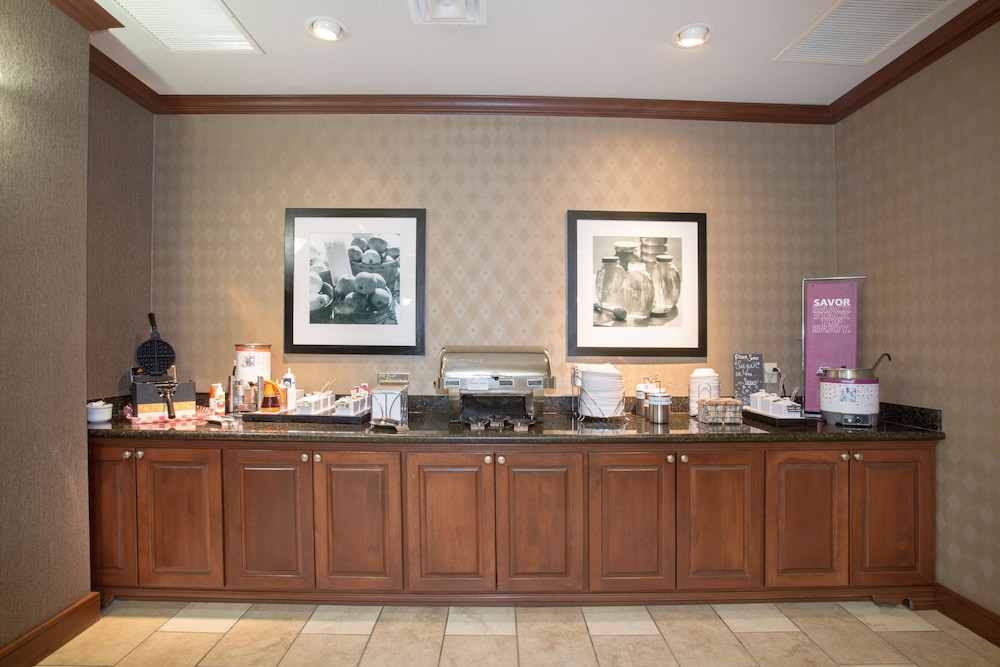 Hampton Inn Siloam Springs - photo 29