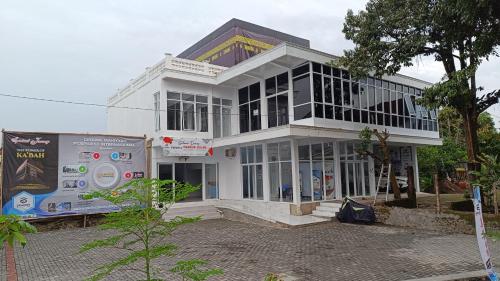 Makiyyah Guest House Syari'ah — 4-Star Luxury Hotel in Tasikmalaya, Indonesia