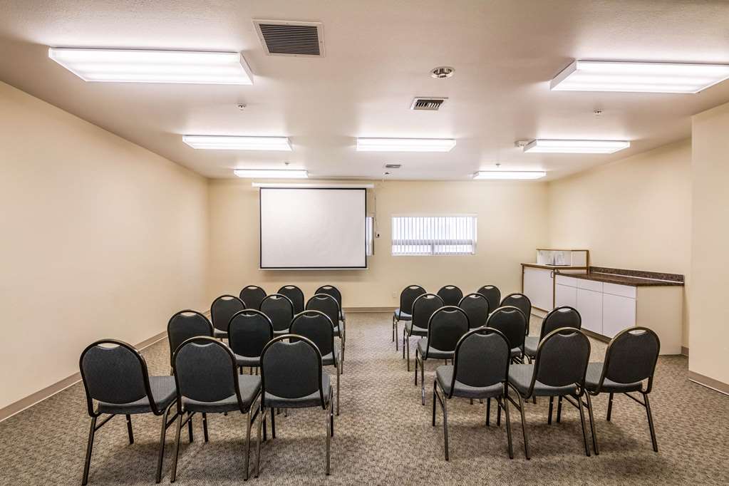 Quality Inn Selah North Park - photo 23