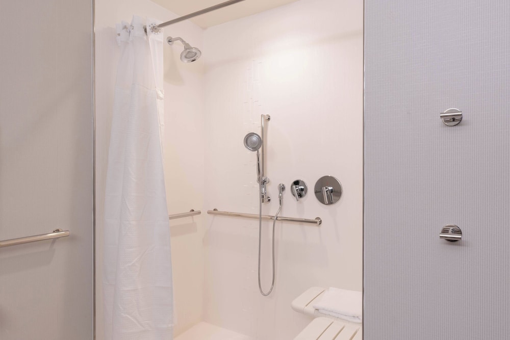 TownePlace Suites by Marriott Agoura Hills - photo 26