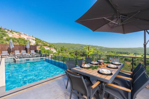 Villa Ayşena Doğanın Kalbine Küçük Bir Kaçamak — 4-Star Luxury Hotel in Kas, Turkey