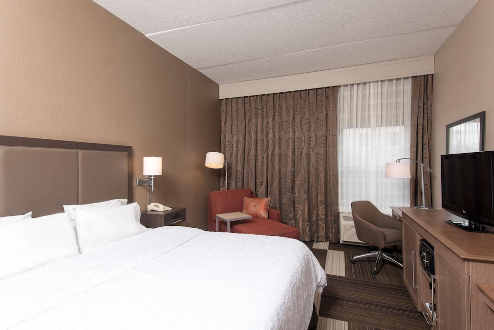 Hampton Inn Seymour - photo 18