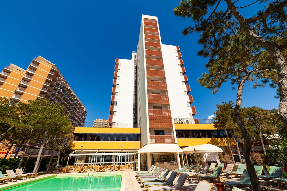American Hotel — hotel in Lignano Sabbiadoro