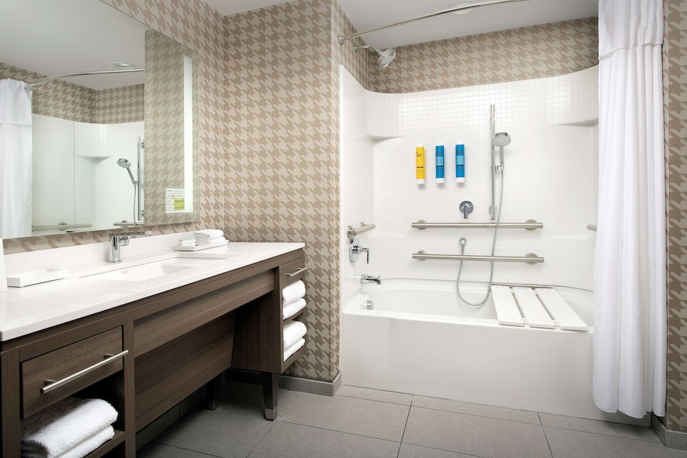 Home2 Suites by Hilton Columbia Southeast Fort Jackson - photo 15