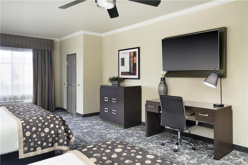 Best Western Premier Crown Chase Inn & Suites - photo 16