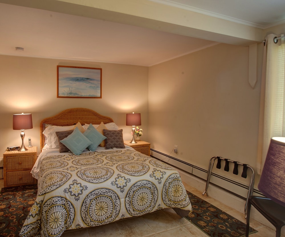 Westhampton Seabreeze Motel - photo 5