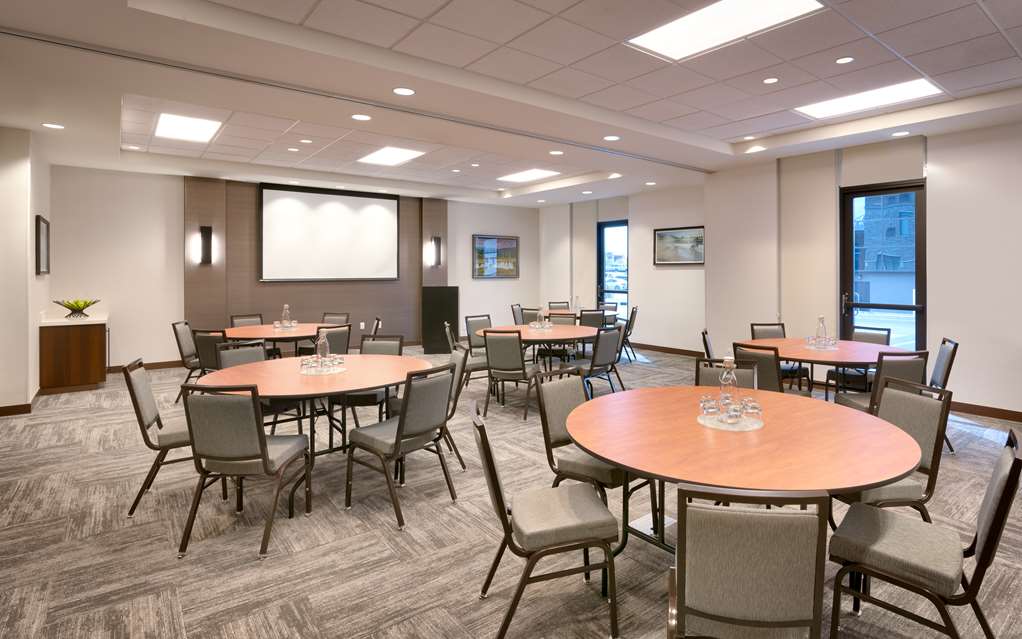 Hyatt Place Anchorage Midtown - photo 19