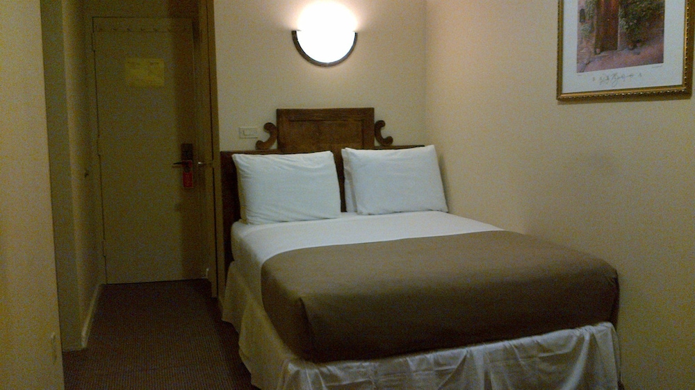 St Marks Hotel - photo 12