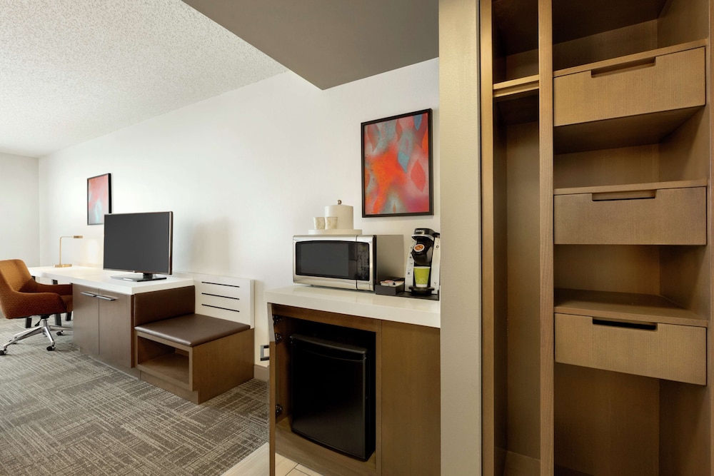 Hilton Garden Inn Tifton - photo 16