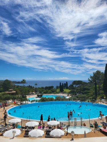 Brin D'azur - carbon neutral hotel in Saint-Raphael