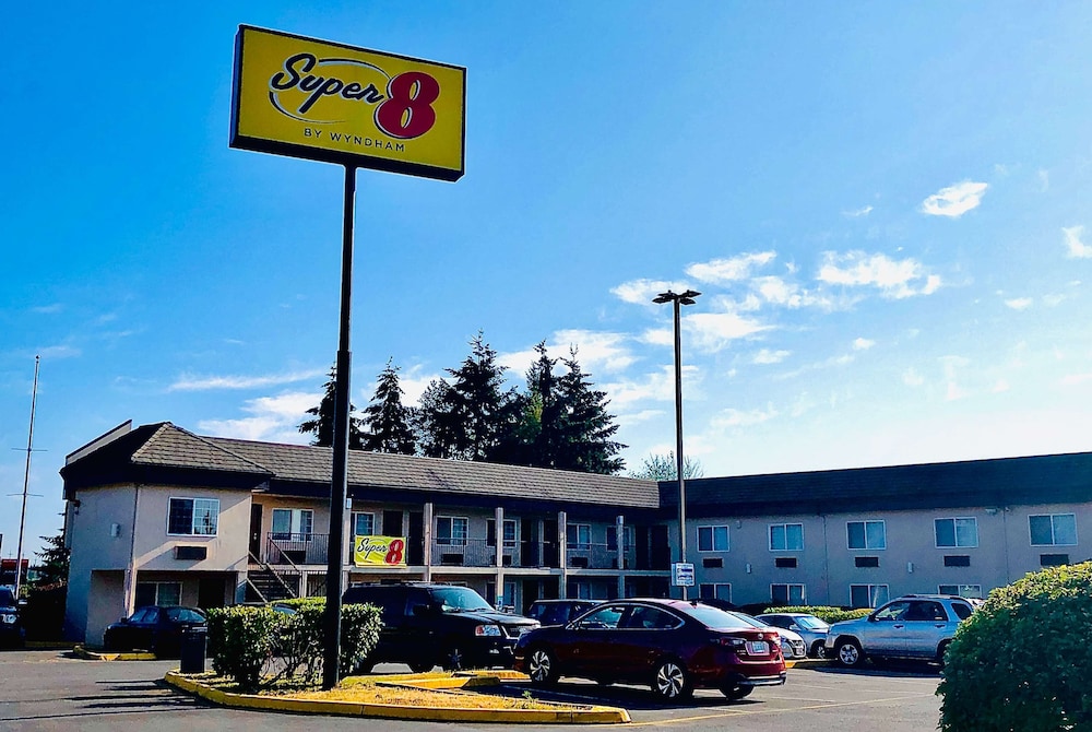 Super 8 Lynnwood — hotel in Lynnwood