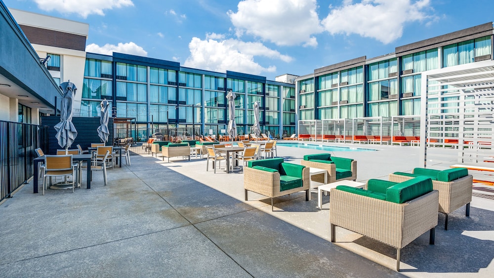 Staybridge Suites Dallas Market Ctr Love Field by IHG - photo 42
