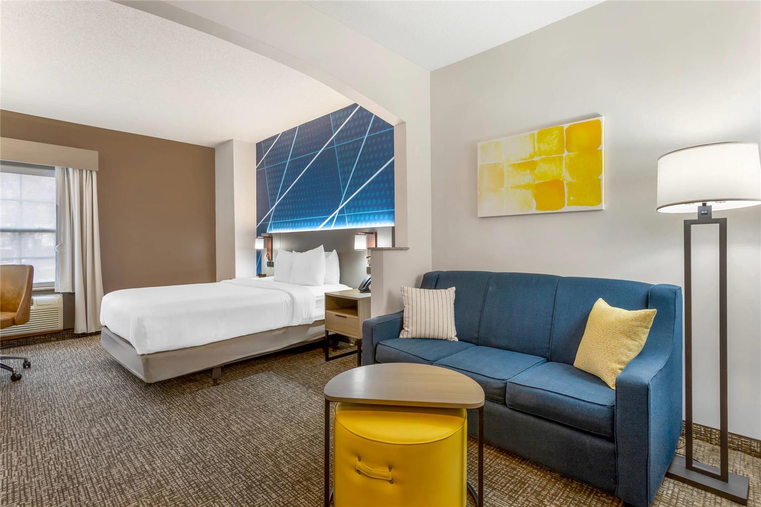 Comfort Suites East Brunswick South River - photo 32