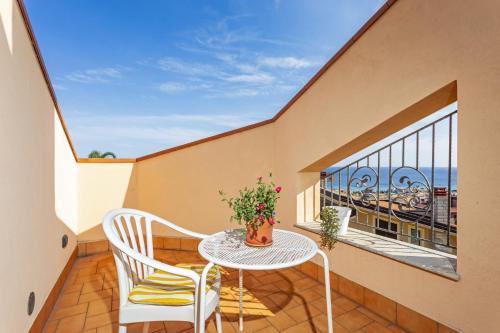 The Amphora Lodging — hotel in Furci Siculo