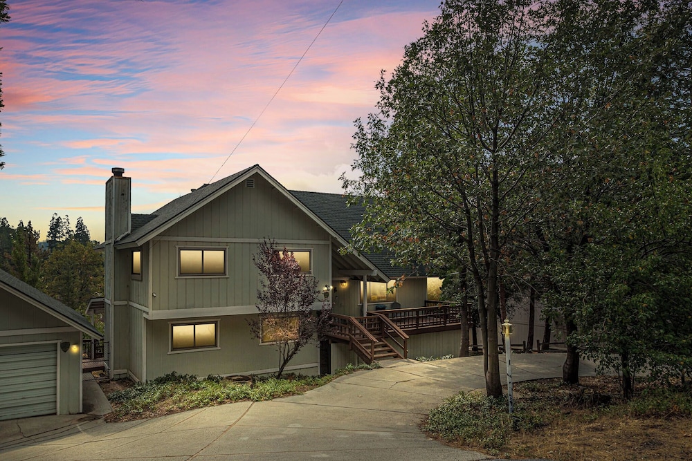 Our Secret Getaway An Adventurer’s Oasis in Lake Arrowhead, United States