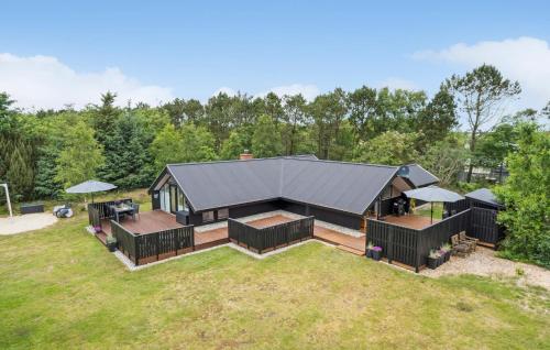 Three Bedroom Holiday Home In Ringkobing — 4-Star Luxury Hotel in Ringkobing, Denmark