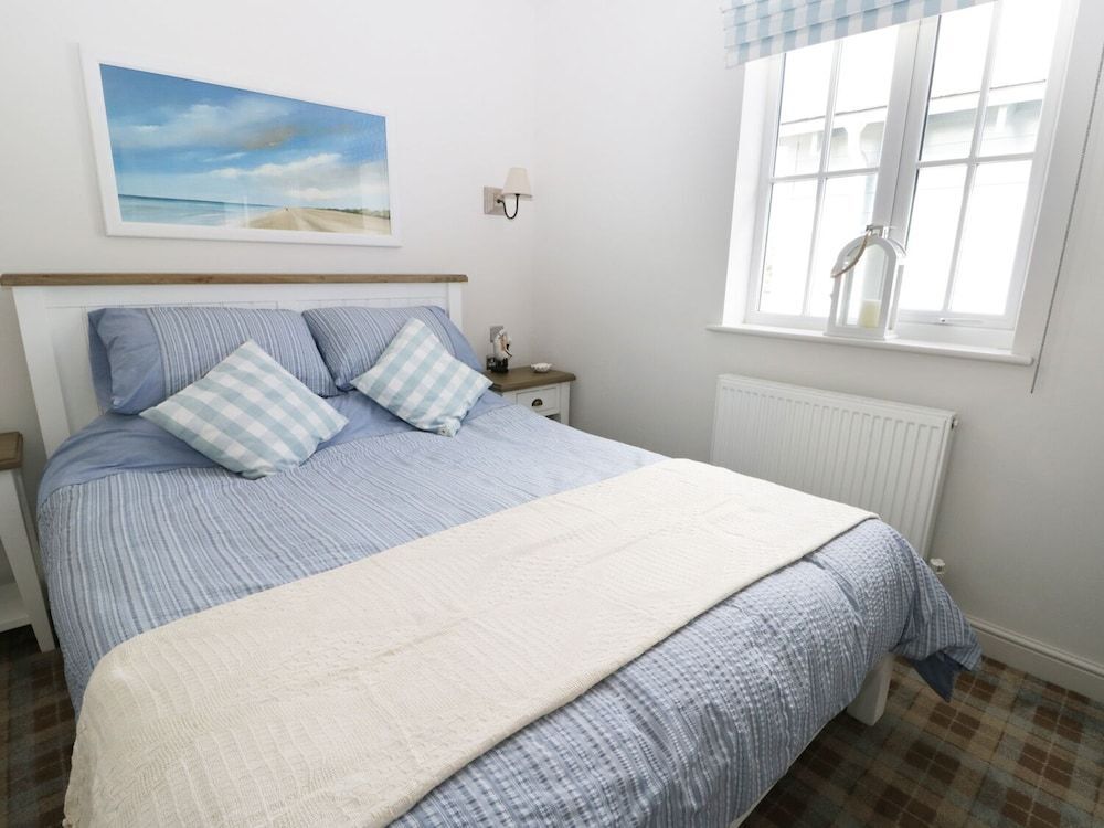 Sea Renity Part of the The Bay Filey Holiday Village with pool gym and direct beach access pub restaurant tennis and meadows walks