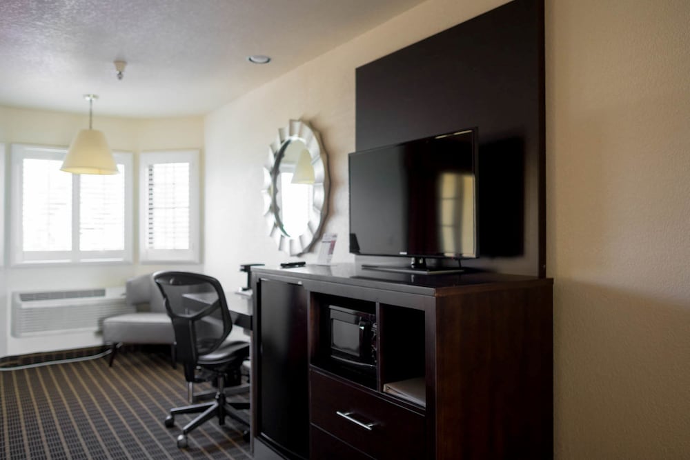 Hotel Solares - photo 23
