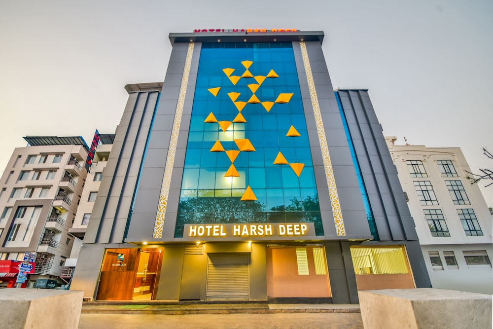 Capital O 39418 Hotel Harsh Deep in Bhilwara, India