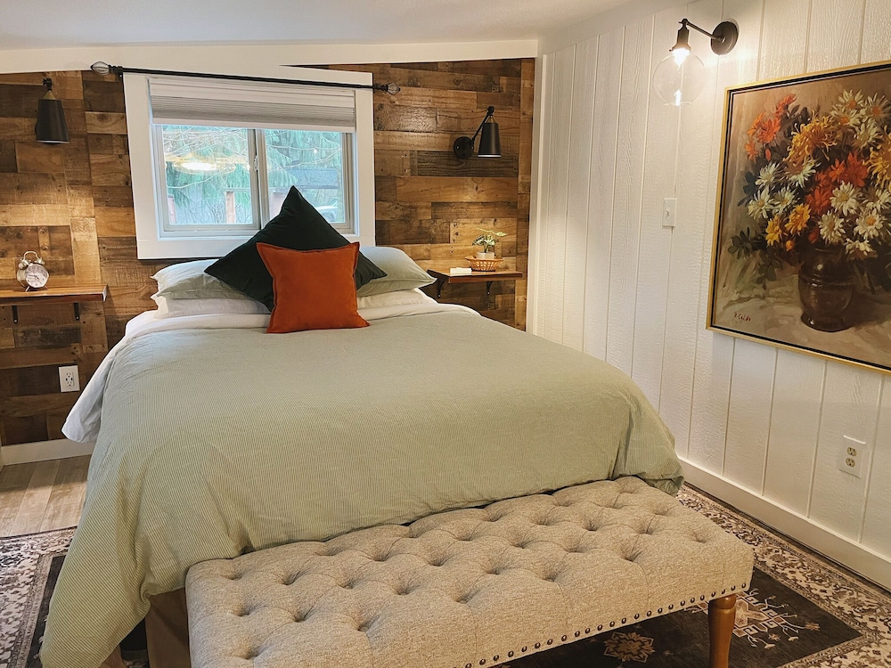 Emerald Valley Inn - photo 24