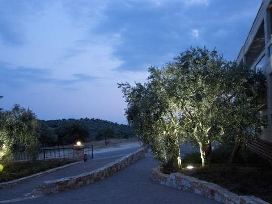 Aeolis Thassos Palace