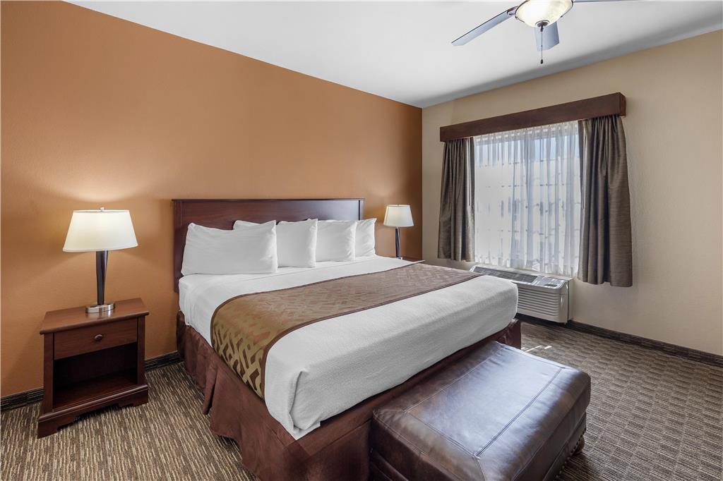 Best Western North Edge Inn - photo 15