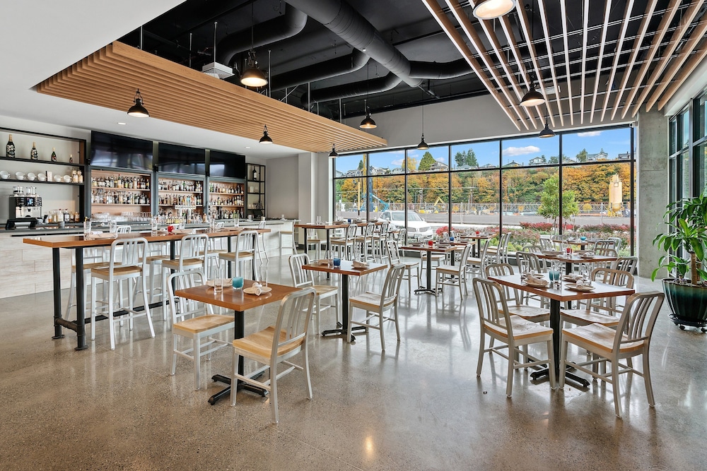 Hotel Indigo Everett Waterfront Place by IHG - photo 37