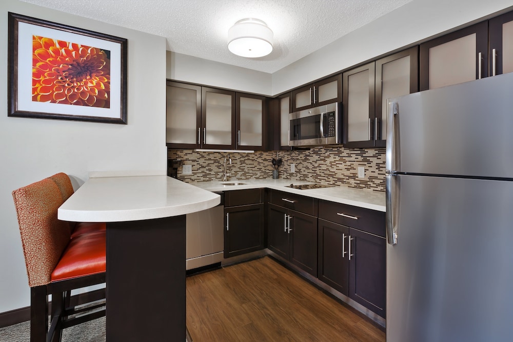 Staybridge Suites Detroit Utica by IHG - photo 26