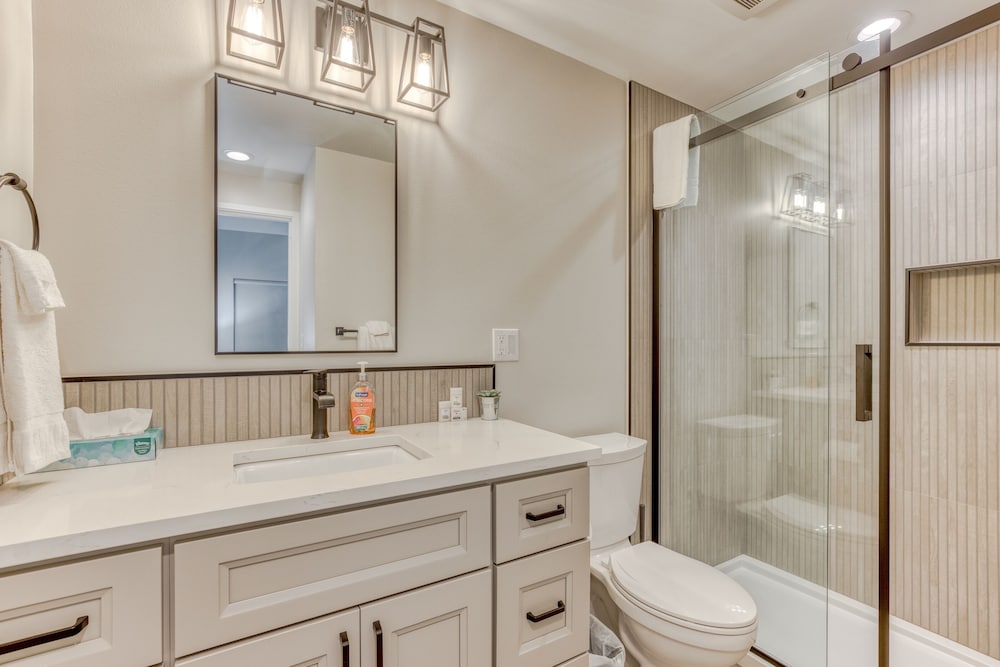 Sand & Sea Resort Condominiums - photo 916