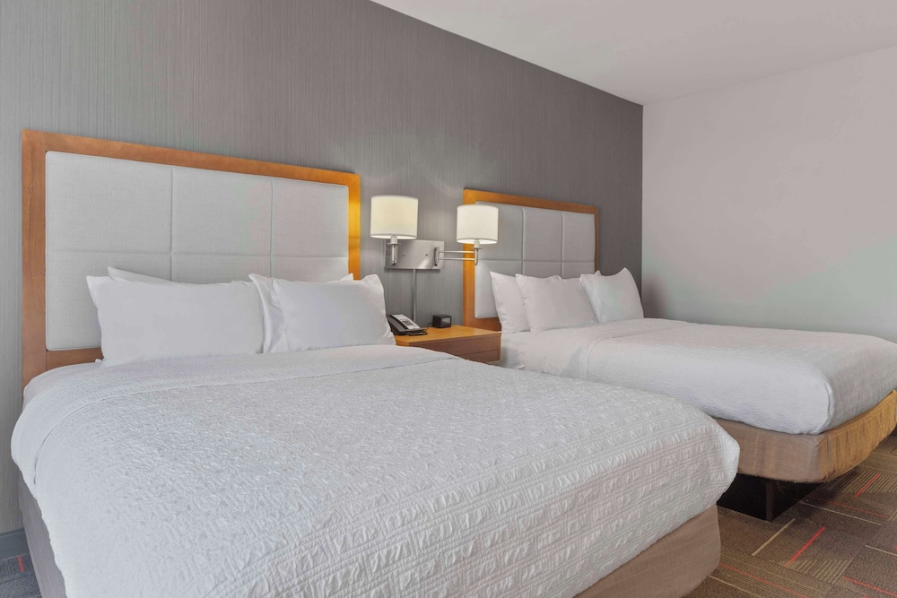 Hampton Inn & Suites Columbus Scioto Downs - photo 12