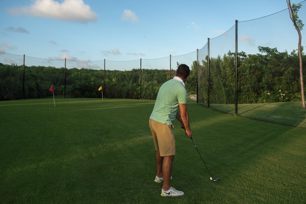 Mini-golf