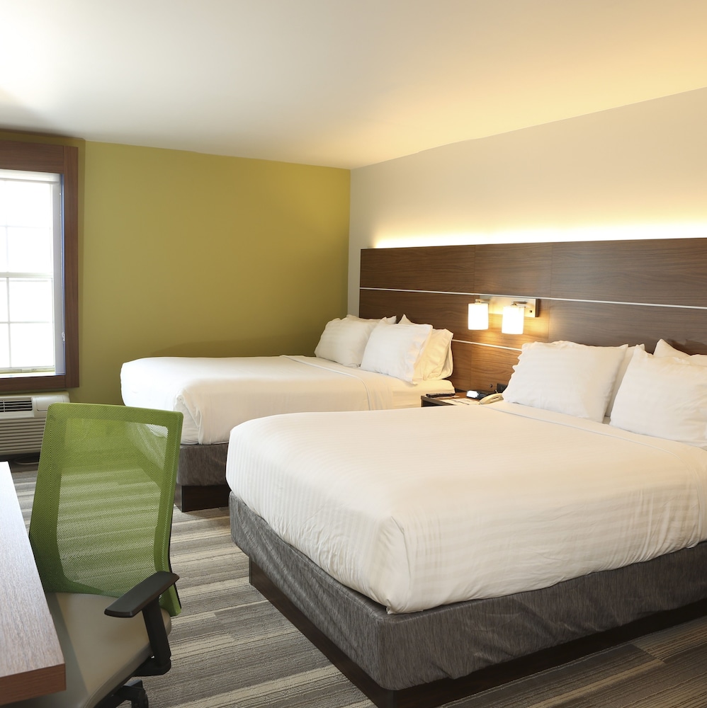 Holiday Inn Express Hotel & Suites Phoenix Airport by IHG - photo 6