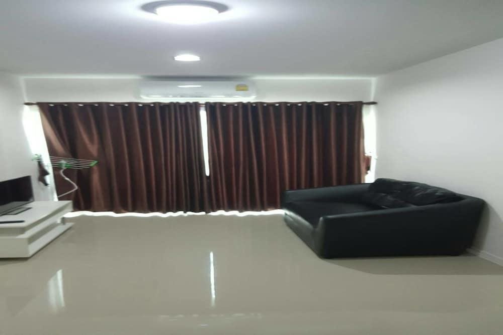 Gozone Condotel in Surat Thani, Thailand