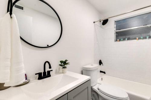 Airport Loft 1b full kitchen Virg 10 — 4-Star Luxury Hotel in Miami, United States