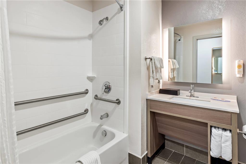 Comfort Inn Emporia - photo 20