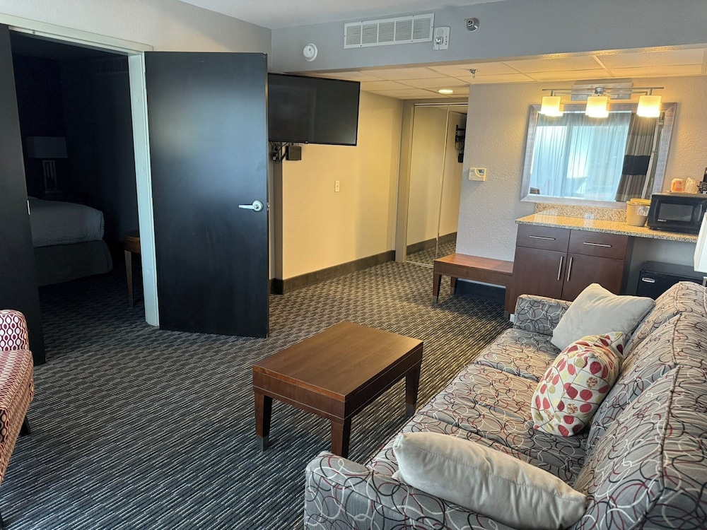 Sonesta Essential Rapid City - photo 13