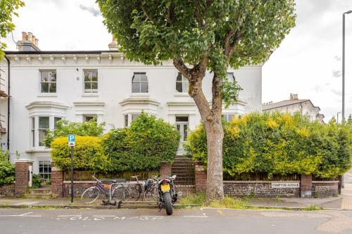 Perfect Brighton getaway near beach town station — 4-Star Luxury Hotel in Brighton, United Kingdom